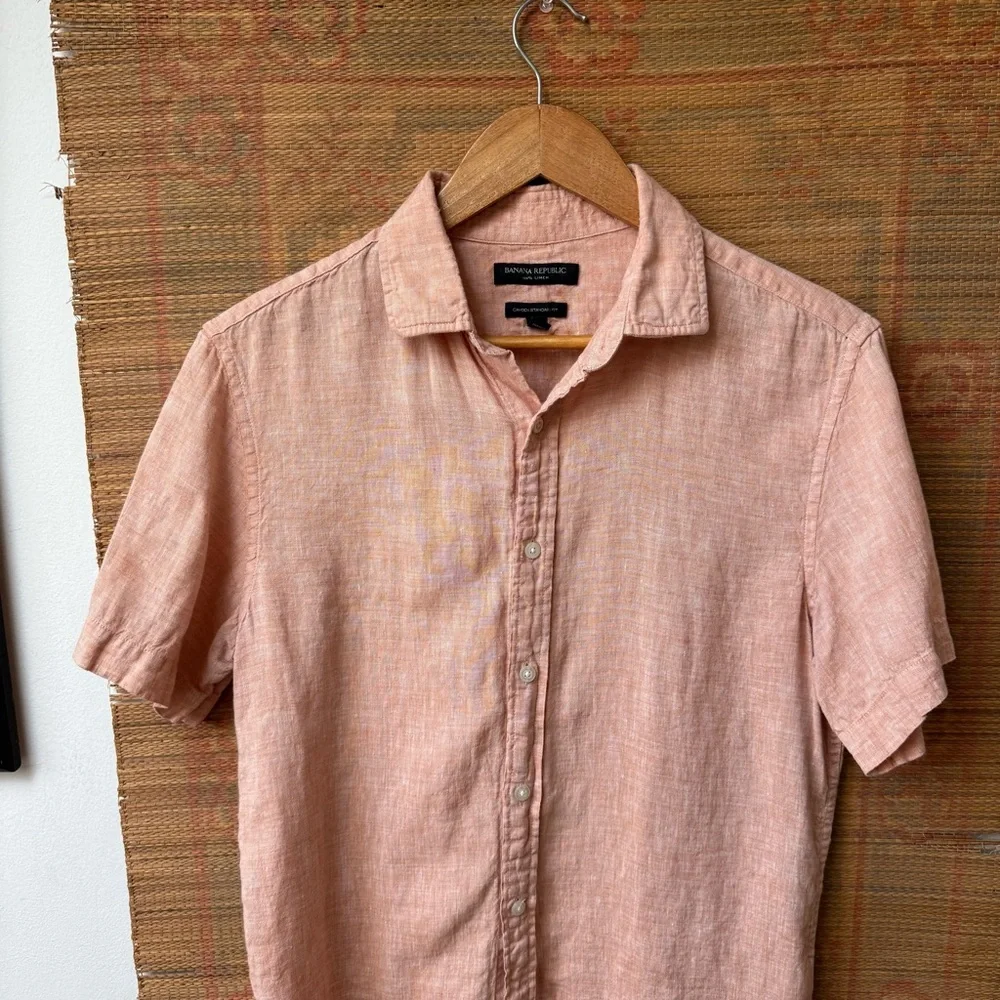 Banana Republic Linen Camden Button Up Shirt